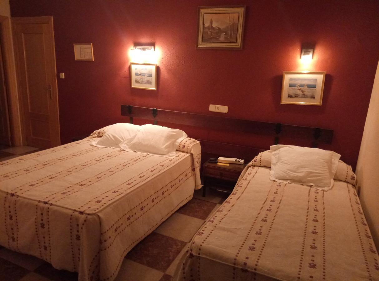 Hostal Residencia Castilla 쿠엥카 외부 사진