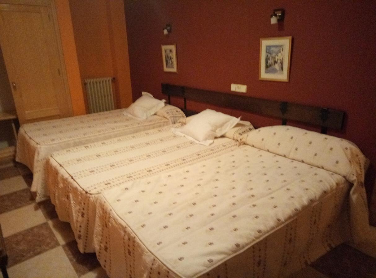 Hostal Residencia Castilla 쿠엥카 외부 사진
