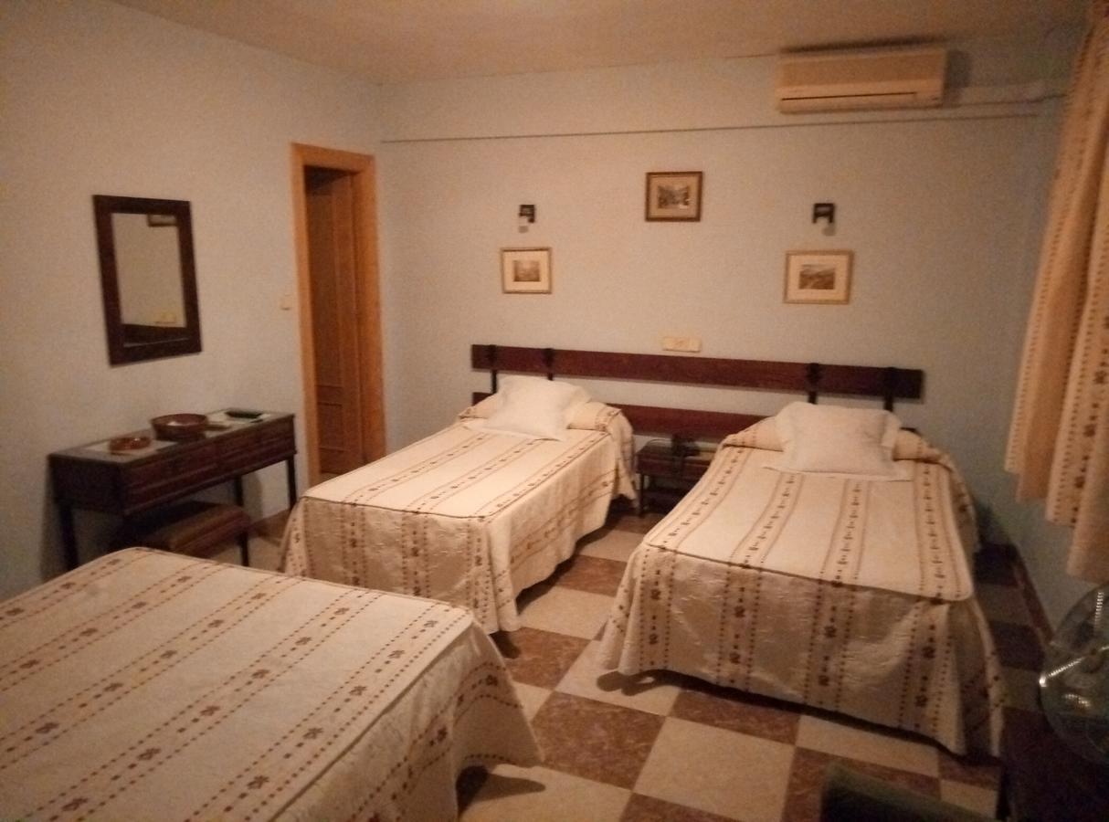 Hostal Residencia Castilla 쿠엥카 외부 사진